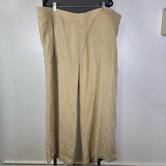 St. John’s Bay Women’s Wide Leg Crop Tan Pants Size 2X - Picture 1 of 6